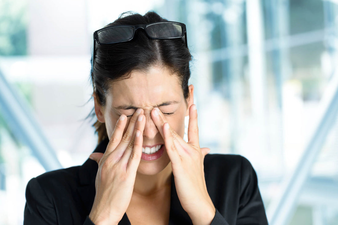 7 Bad Habits That Harm Your Eyes and Vision